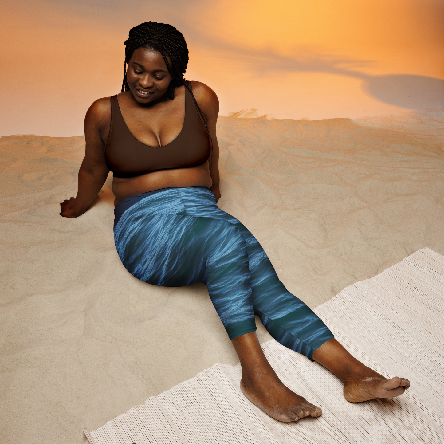 Yoga Capri Leggings: Texture of the Tide