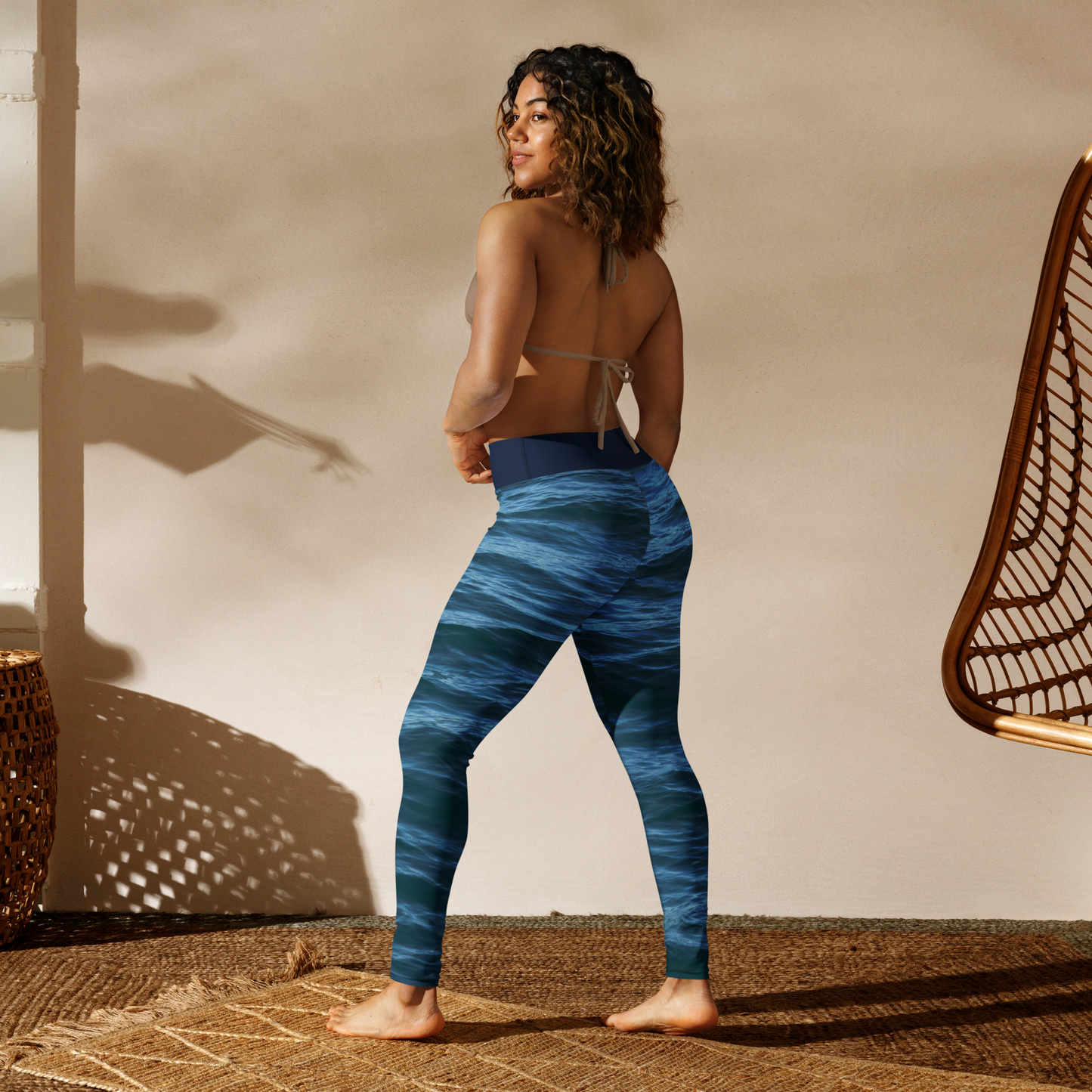 Yoga Leggings: Texture of the Tide