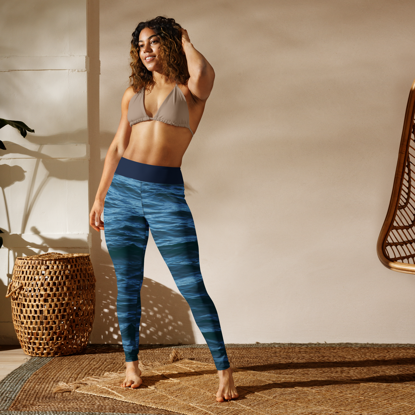 Yoga Leggings: Texture of the Tide