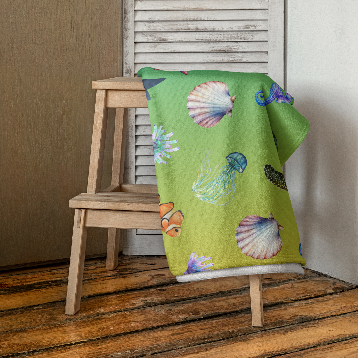 Coastal Comfort Towel: Pelagic Pals in Ocean Pop