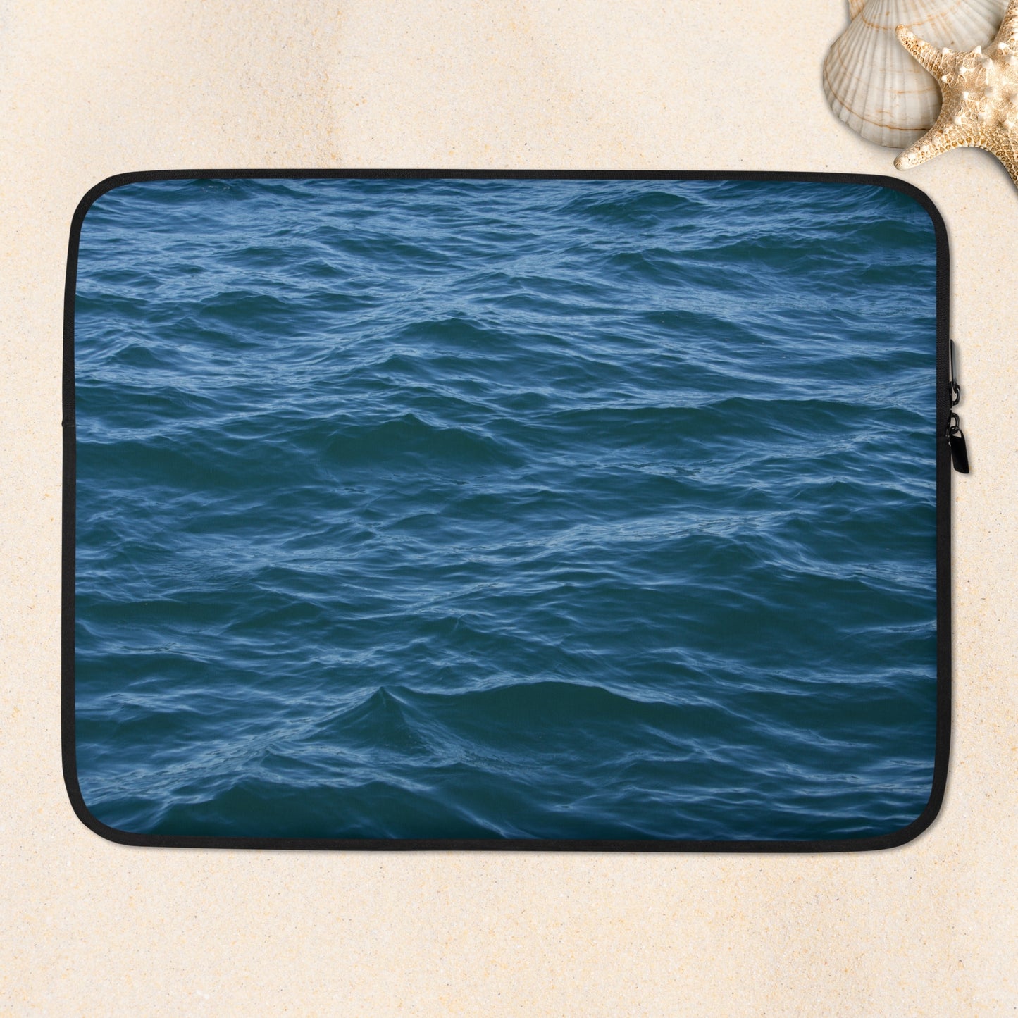 Laptop Sleeve: Texture of the Tide